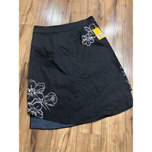 NWT Lole size 14 black skirt white flowers